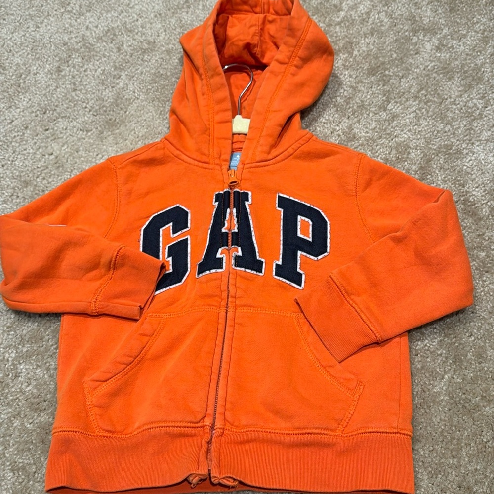 Gaps hooded sweater